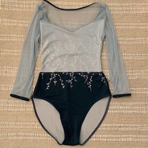 Like new Class In Leotard